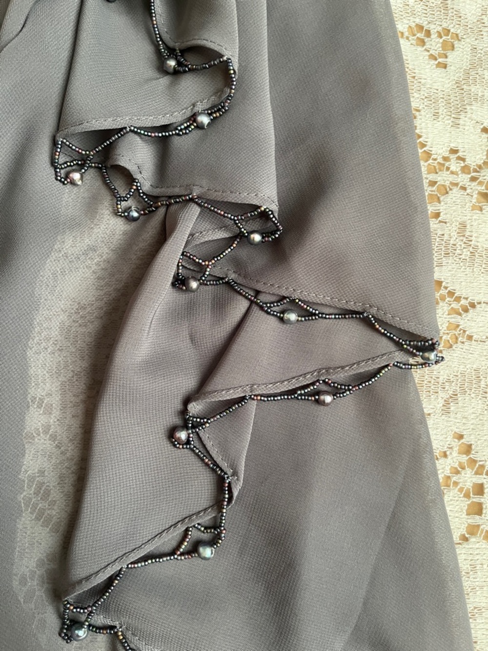 Handmade Beaded Chiffon Capelet with Natural Pearls, Grey, One Size - Picture 5 of 5
